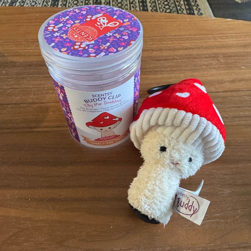 Scentsy Buddy Clip - Tilly the Toadstool